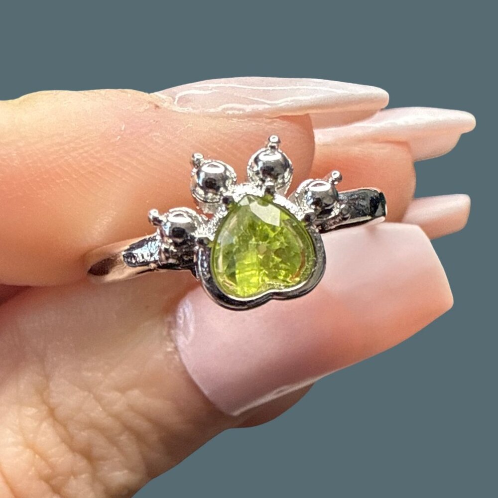 ***SOLD***Women's dog paw peridot green ring jewelry fashion accessories